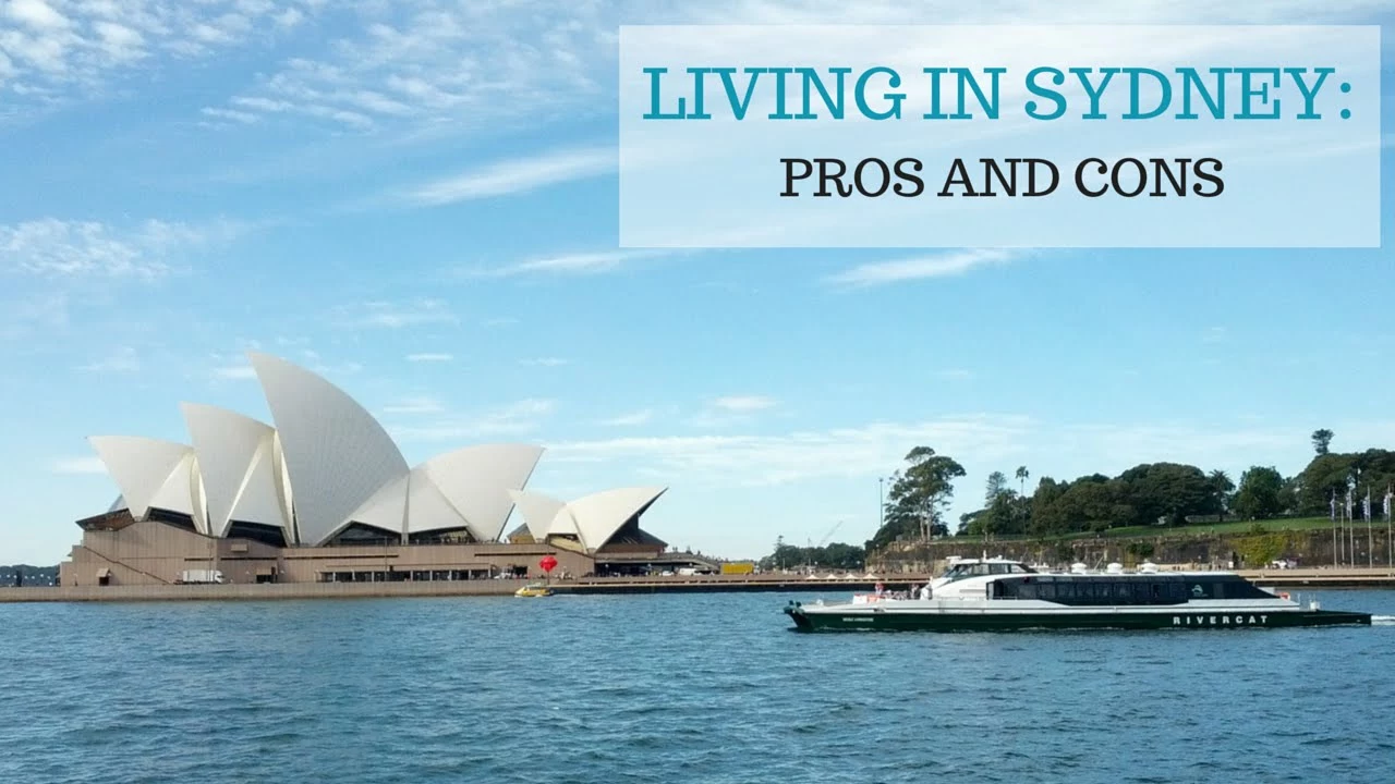 What are pros and cons of living in Adelaide, Australia?